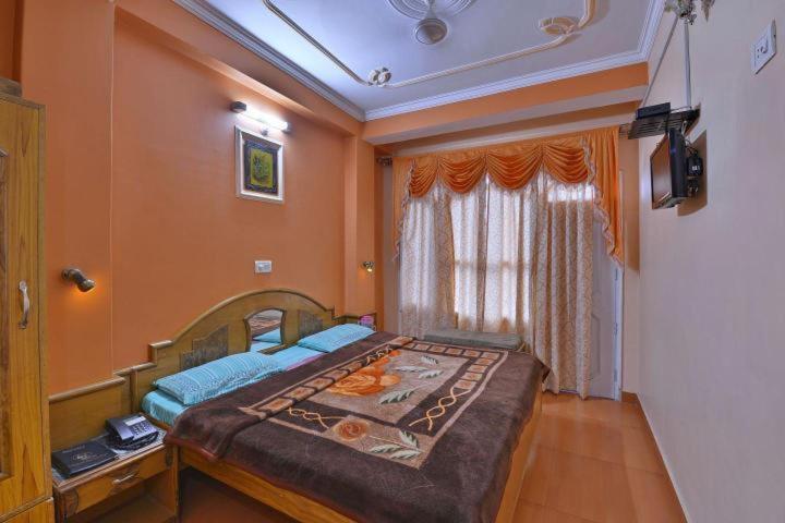 Hotel Ashish Inn Kandāghāt 외부 사진