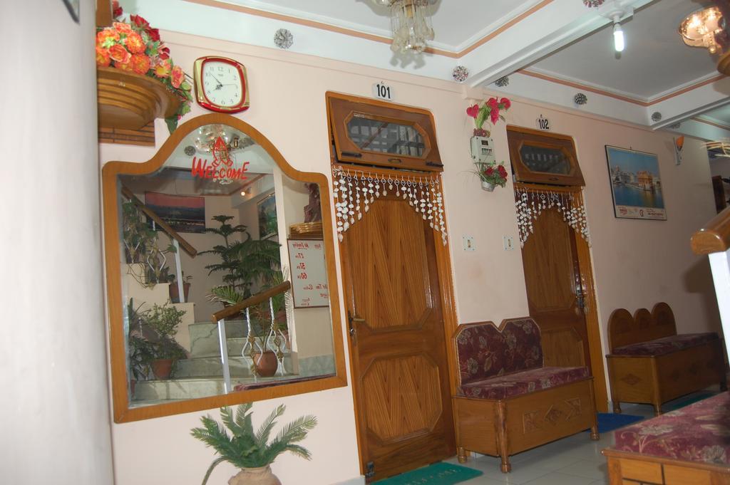 Hotel Ashish Inn Kandāghāt 외부 사진